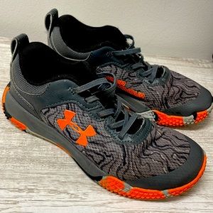 Under Armour Youth Boys Athletic Shoes Sneakers Size 2Y